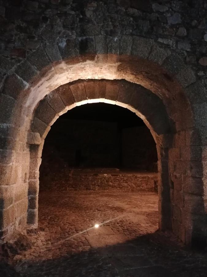 A Casa Pequenina - Escusa,