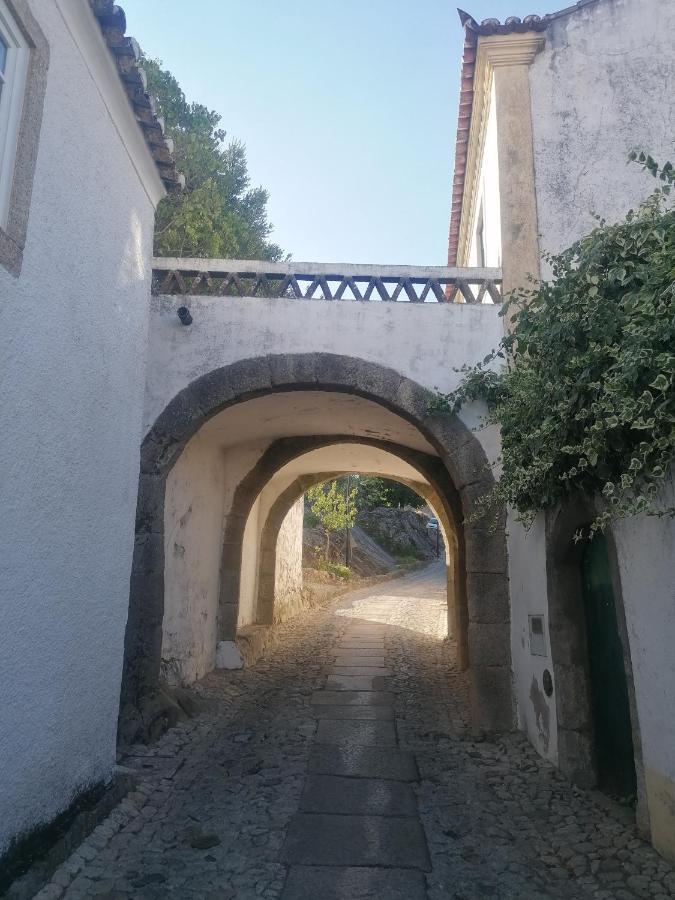 A Casa Pequenina - Escusa, * Marvao (Portalegre)