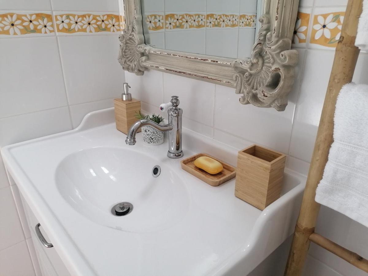 A Casa Pequenina - Escusa,